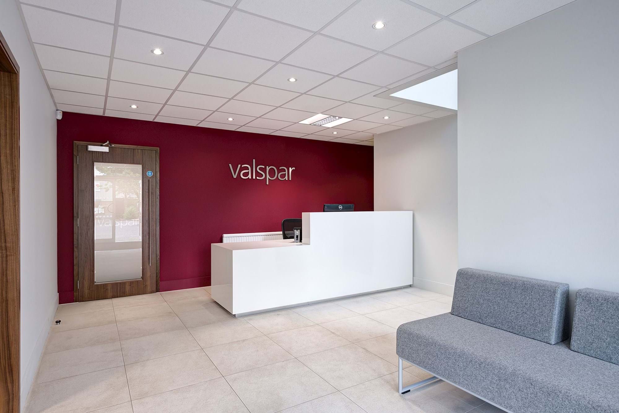 Modus Workspace office design, fit out and refurbishment - Valspar - Reception - Valspar 02 highres sRGB.jpg