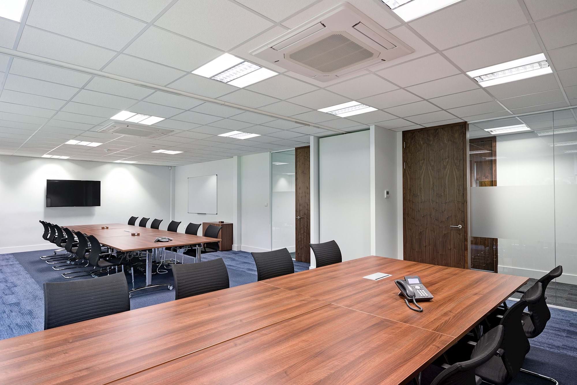 Modus Workspace office design, fit out and refurbishment - Valspar - Meeting Room - Valspar 08 highres sRGB.jpg