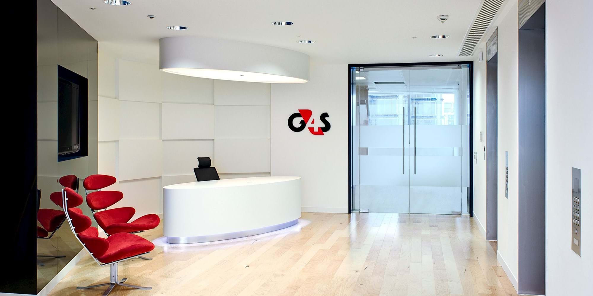Modus Workspace office design, fit out and refurbishment - G4S - Reception - GS4_01_highres_jpg_sRGB.jpg