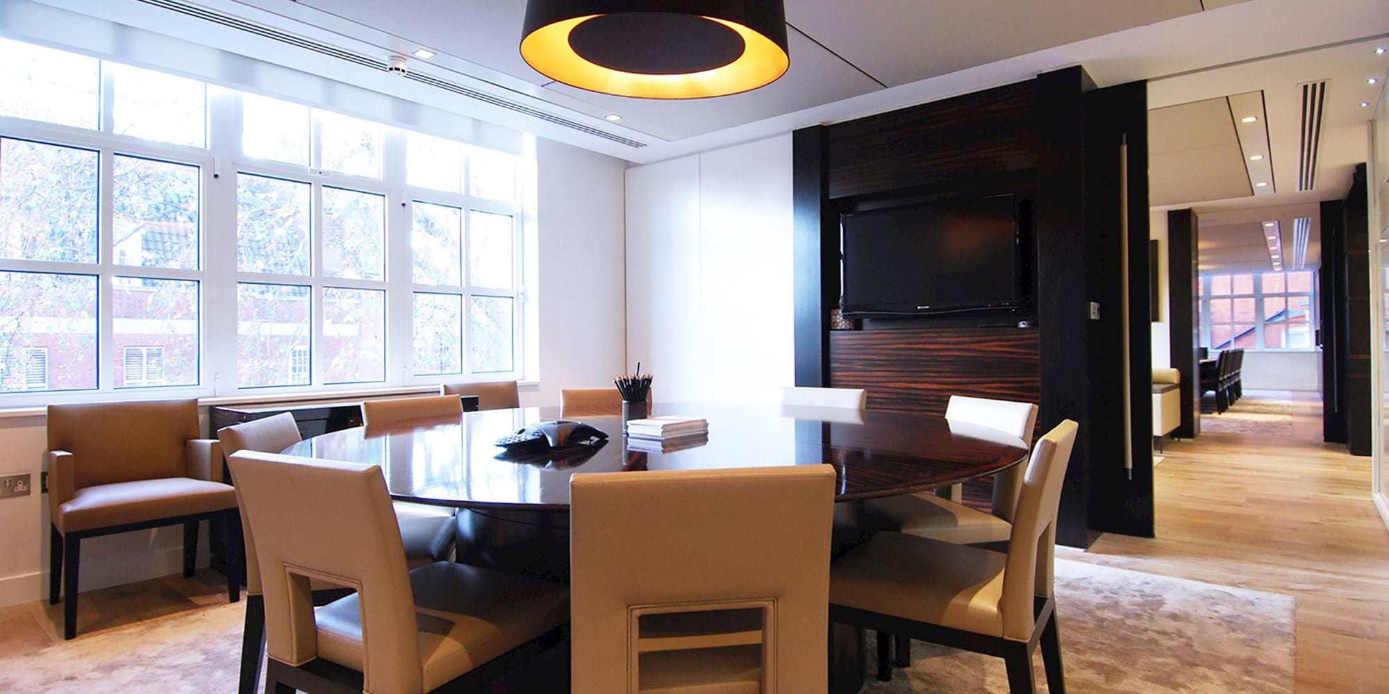 Modus Workspace office design, fit out and refurbishment - Liongate Capital - Meeting Room - Meetingroom_Lgate.jpg
