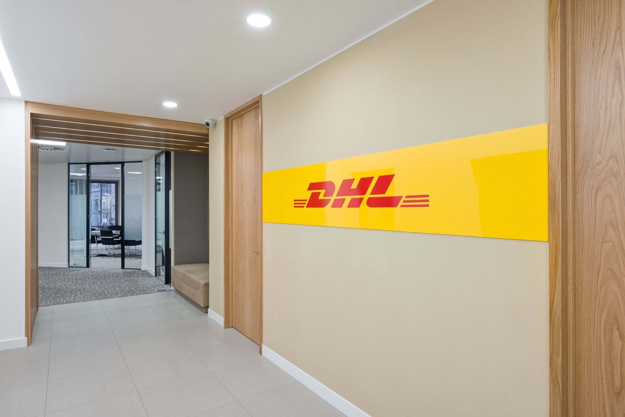 Modus Workspace office design, fit out and refurbishment - DPDHL - DHL 01 highres sRGB.jpg