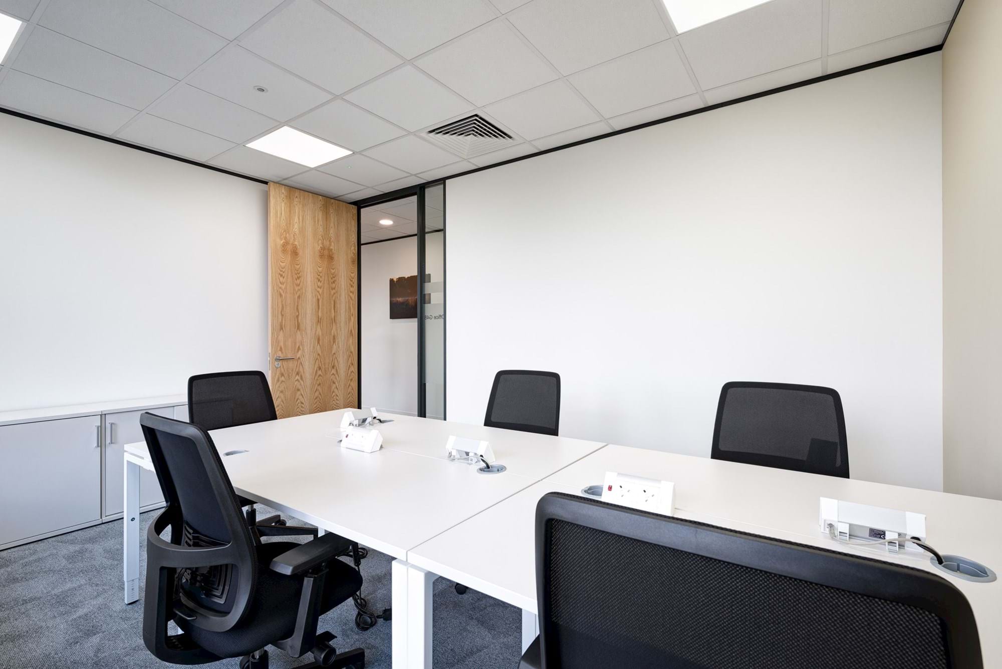 Modus Workspace office design, fit out and refurbishment - Regus Ashford - Regus Ashford 13 highres sRGB.jpg