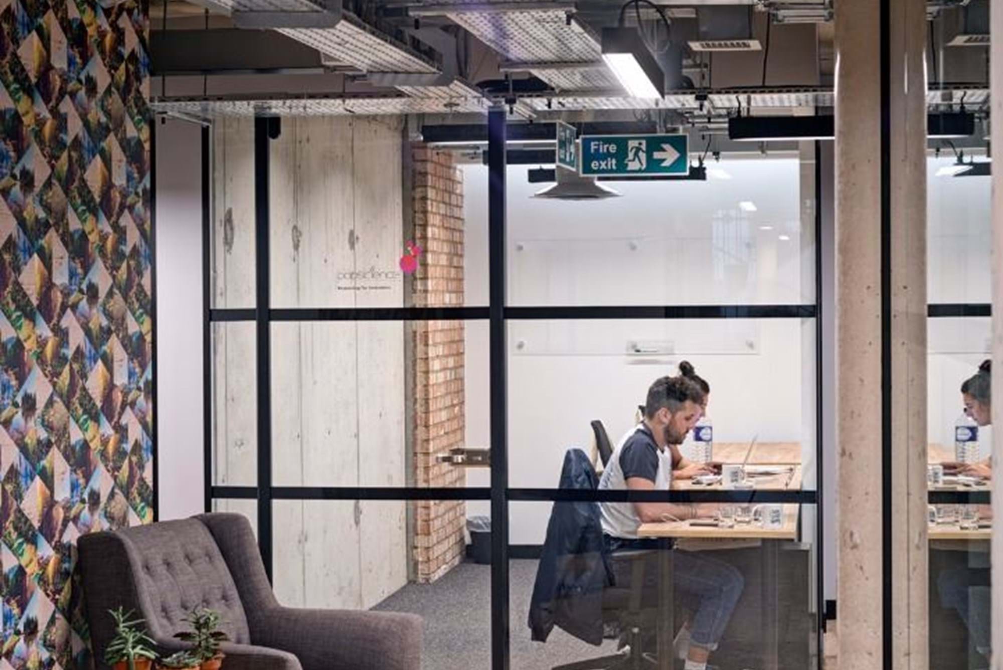 Modus Workspace office design, fit out and refurbishment - Worklife - London Fields - Regus London Fields 15 highres sRB.jpg