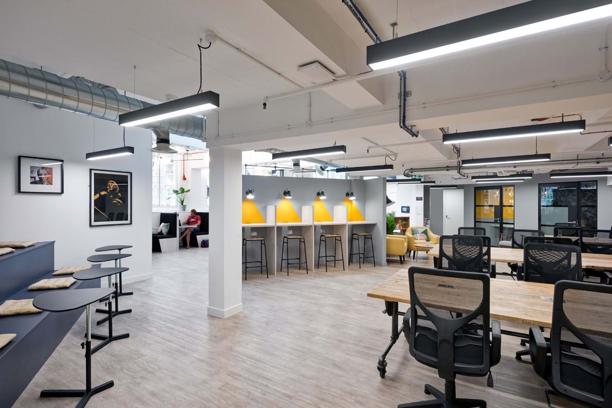 Modus Workspace office design, fit out and refurbishment - Worklife - Clerkenwell - WorkLife Clerckenwell 09 highres sRGB.jpg