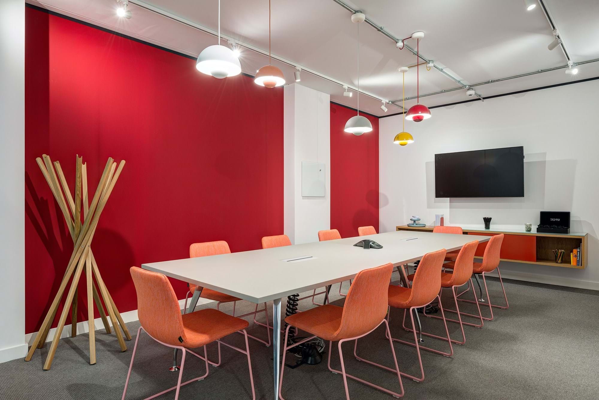 Modus Workspace office design, fit out and refurbishment - Spaces - Uxbridge - Spaces Uxbridge 14 highres sRGB.jpg