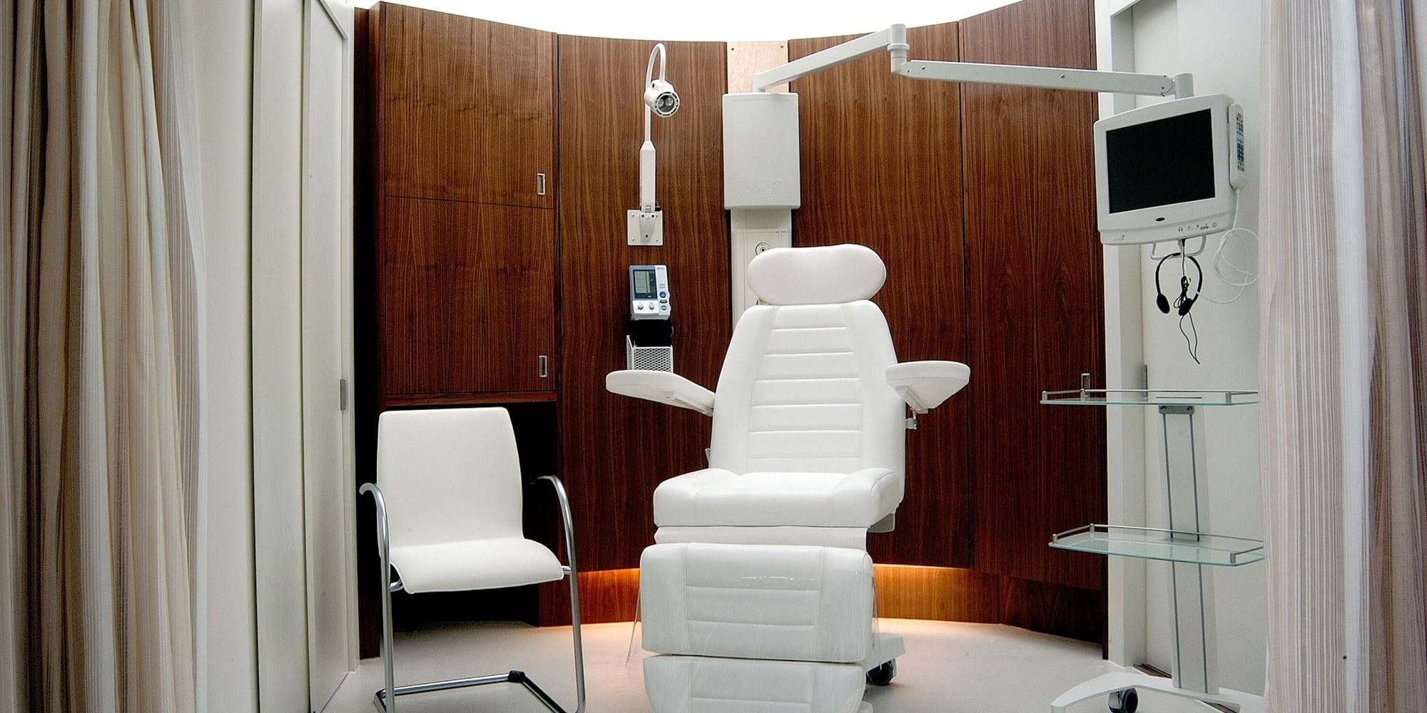 Modus Workspace office design, fit out and refurbishment - Oncology Clinic - Day Chair 2.jpg